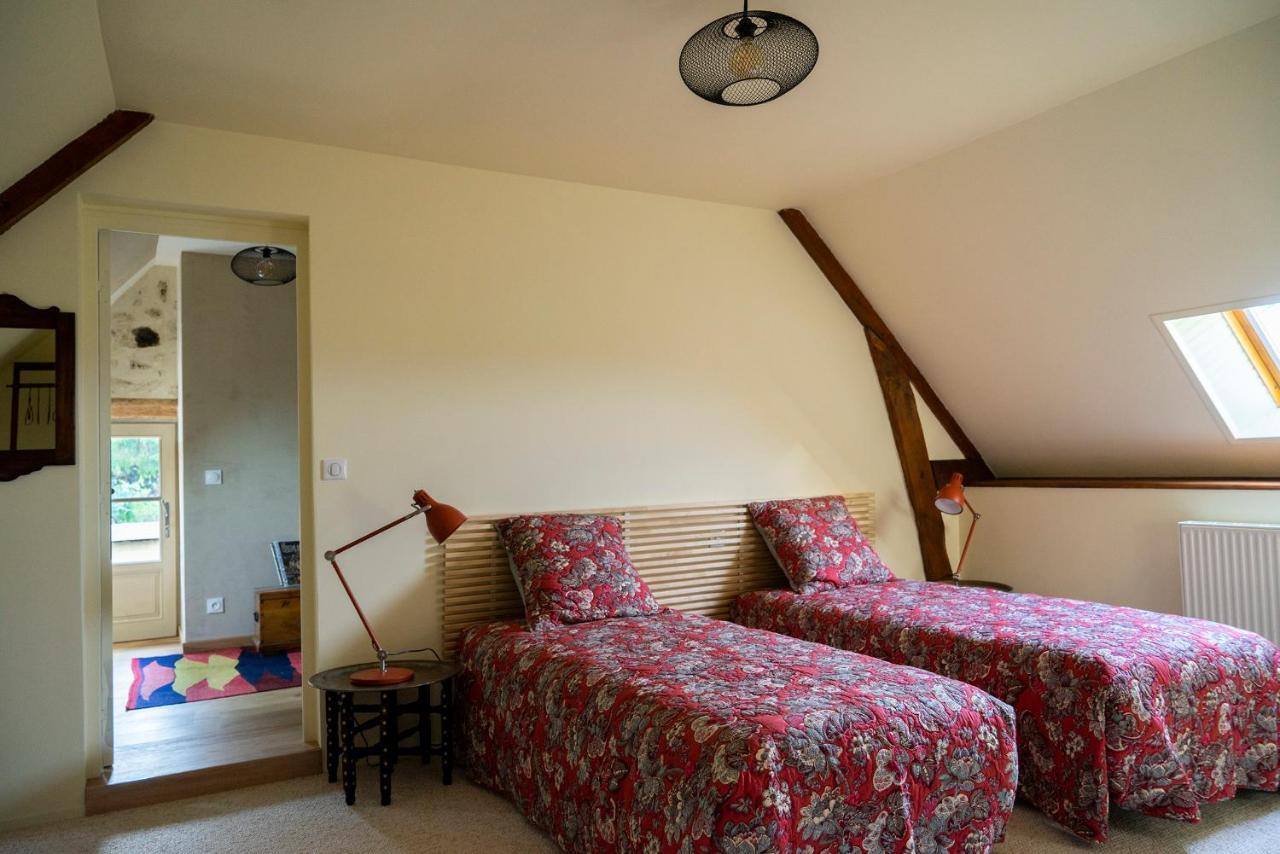 Chambre D'Hotes Chez Artiste Verrier, La Perriere - Perche Dış mekan fotoğraf